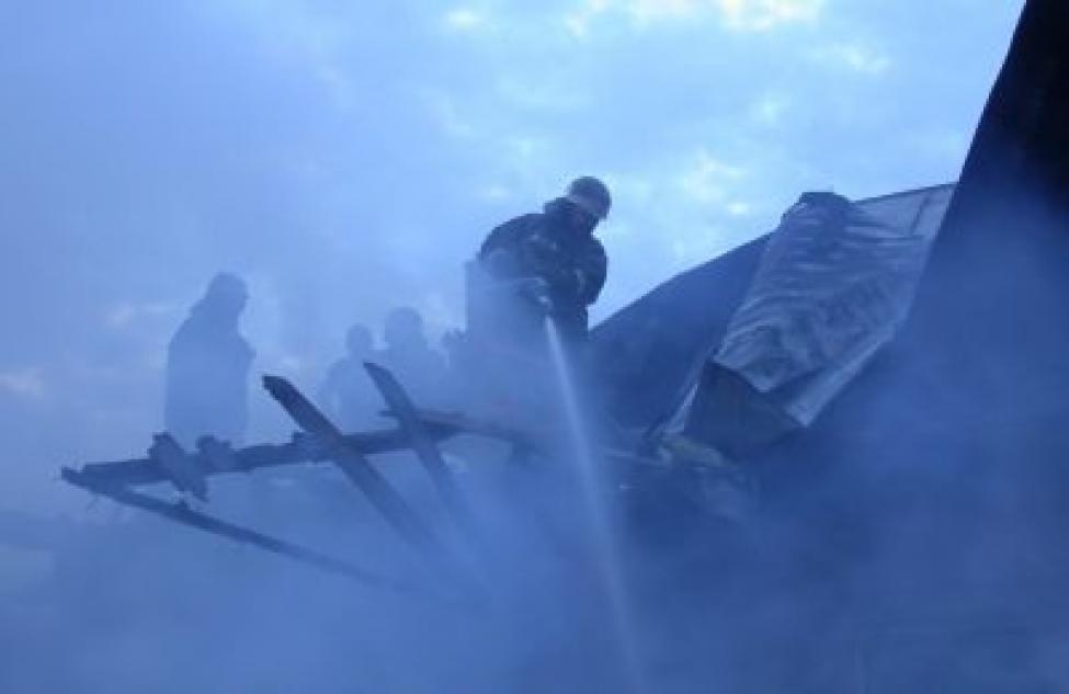 Старый аэропорт горел в Северном: сводка пожаров за выходные