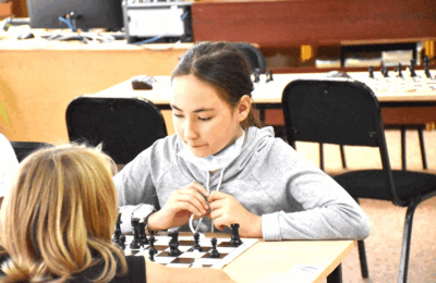 Чемпионкой России по шахматам стала школьница из Северного