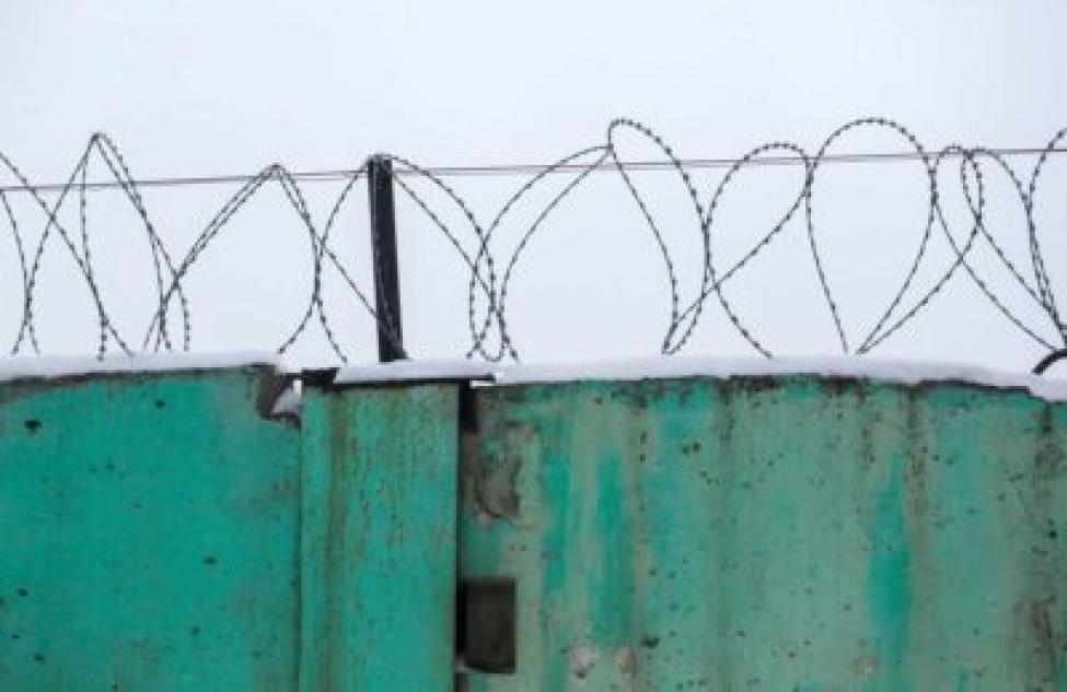 Сотрудник ИК-12 приговорен к лишению свободы из-за взяток в Куйбышеве