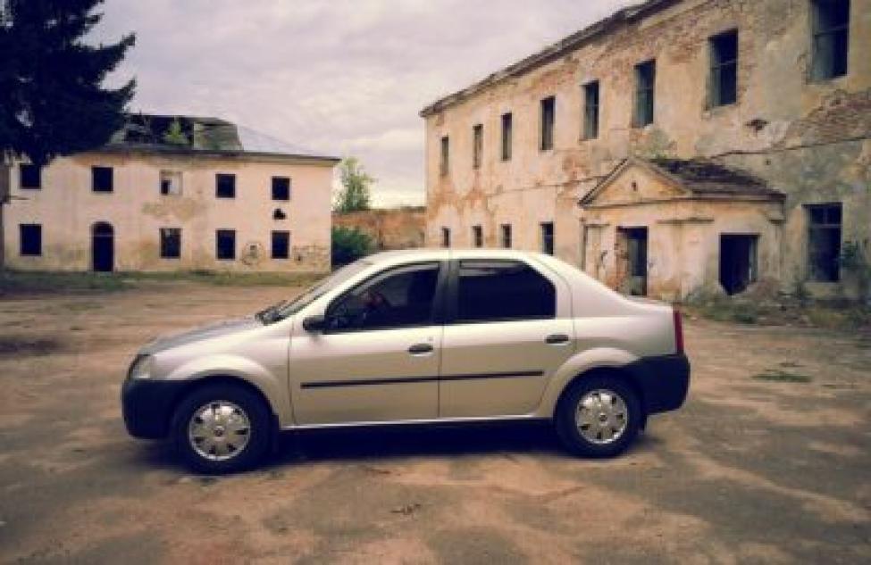 Долг в 300 тысяч рублей отдал житель Куйбышева ради Renault Logan