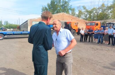 Новые тракторы получили лесхозы Новосибирской области