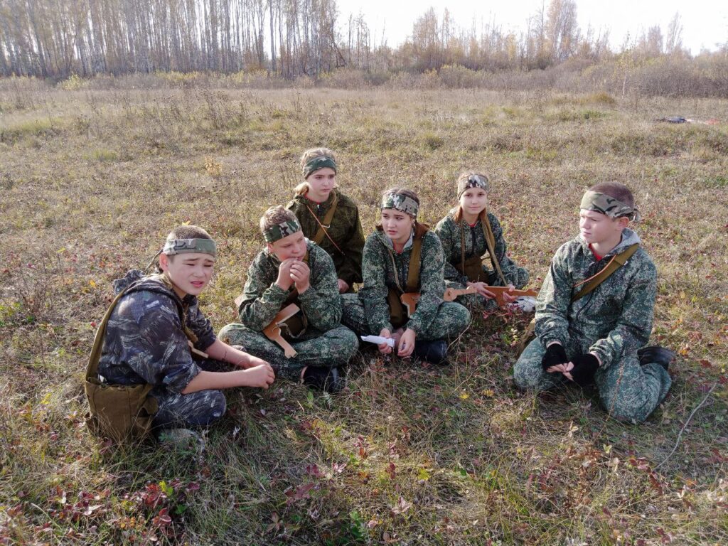 В Северном районе прошла военно-спортивная игра «Юнармейская зарница» -  Северная газета