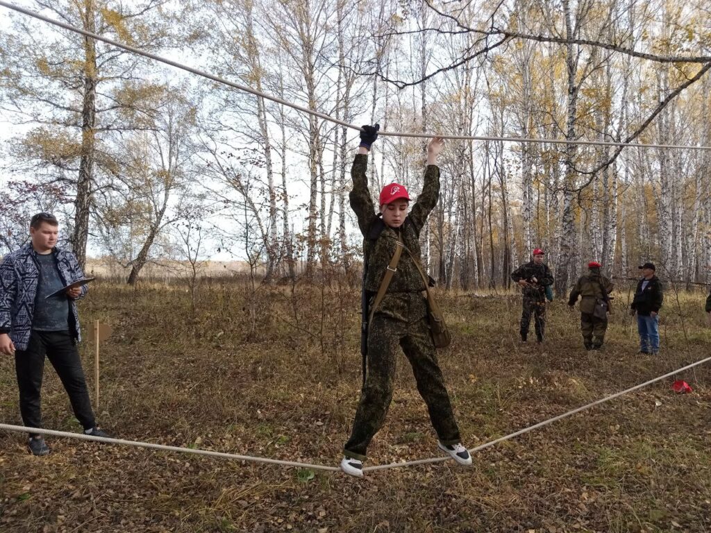 В Северном районе прошла военно-спортивная игра «Юнармейская зарница» -  Северная газета