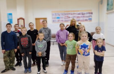 В Остяцком СДК для детей провели спортивную программу «Со спортом жить веселее»