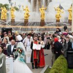 На выставке «Россия» состоялась самая массовая свадьба
