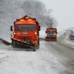 На региональных дорогах спецтехника выполняет очистку от снега и гололеда