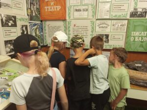 С профессией палеонтолог познакомились дети из Бергуля