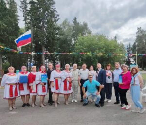 Артисты из Северного района поздравили кыштовчан с вековым юбилеем района