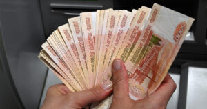 Переезд семьи: что нужно знать о пособии от Социального фонда