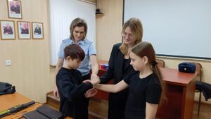 О профессии полицейского говорили в В-Красноярской школе