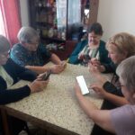 Искусственный интеллект осваивает старшее поколение в Северном