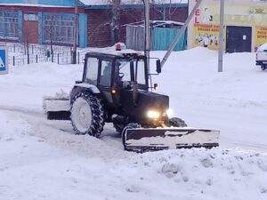 Пескосоль и другие реагенты: что выбрать для зимних дорог?