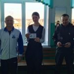 В В-Красноярской школе наградили отличившихся учеников знаками ГТО