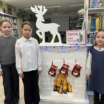 Читатели детской библиотеки создали камин своими руками