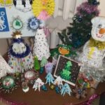 Выставка новогодних поделок открылась в КЦСОН Северного района