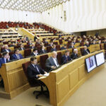 Миллионы писем ежегодно доставляют почтальоны