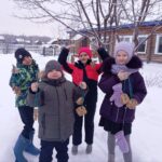 Птичью столовую организовали эколята из Бергуля