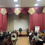 Герой СВО встретился со студентами Новосибирского колледжа систем связи и сервиса