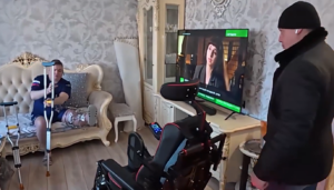 Ветеран СВО получает современную коляску и тренажёр для восстановления