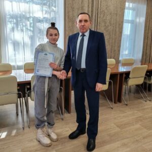 Социальная поддержка в действии: глава Северного округа вручил сертификаты на покупку жилья