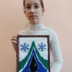 В технике ковровой вышивки изобразила герб Северного округа Дарья Лаврова