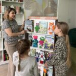 Выставка игрушек проходила в детской библиотеке
