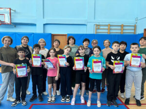 Соревнования в игровой форме прошли для женщин и детей в честь 8 Марта