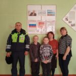 Встреча школьников с инспектором ДПС прошла в Коб-Кордоне