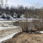 Гидрологическая обстановка на реке Тартас в Северном на 10 апреля