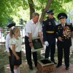 Послание потомкам: капсула времени к 100-летию Победы заложена в Новосибирске