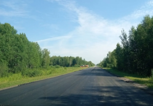 В Северном округе ремонтируют два участка региональной дороги Куйбышев – Северное