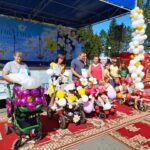 Главный праздник всех российских семей отметили в Северном