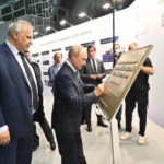 Президент России Владимир Путин осмотрел мегасайенс-установку ЦКП «СКИФ»