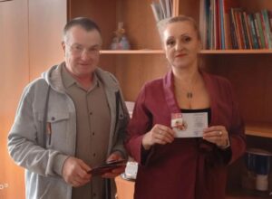 День учителя с огоньком: сотрудники ДШИ Северного округа получили знаки ГТО
