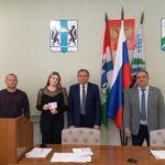 Знаки ГТО вручили муниципальным служащим округа