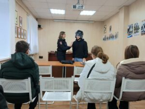 Обучающиеся Биазинской школы сходили на экскурсию в отдел полиции